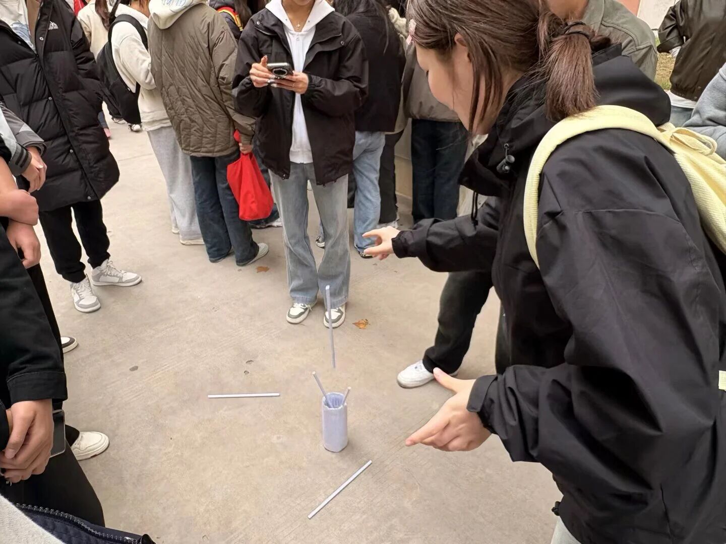 1762737764701504.jpg 4.jpg